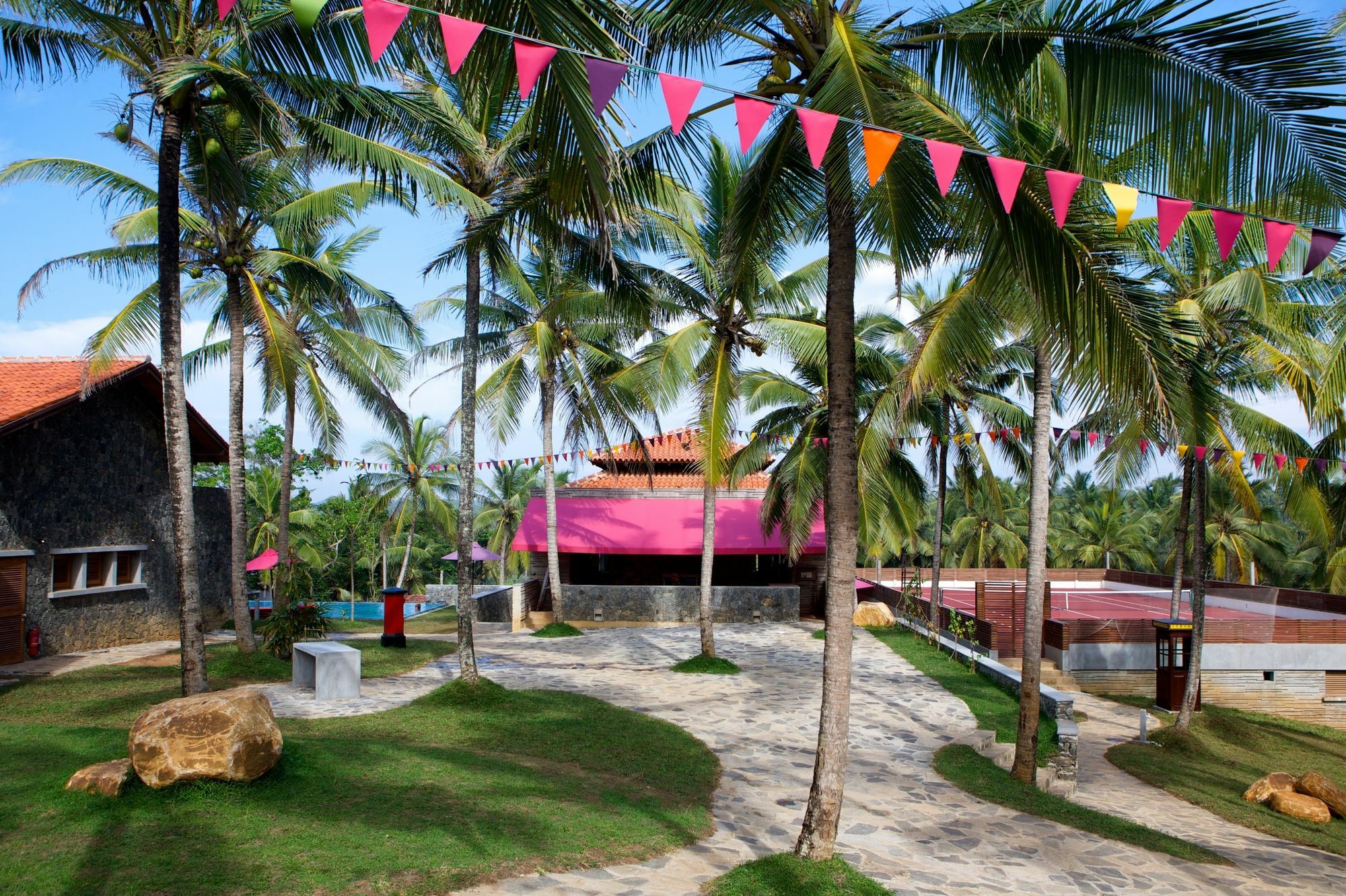 Utmt - Underneath The Mango Tree Spa & Beach Resort Dikwella Sur Exterior foto